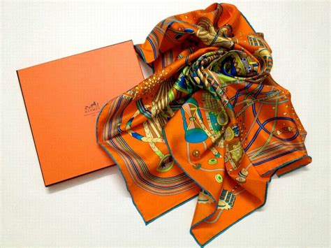 écharpe hermès cachemire
